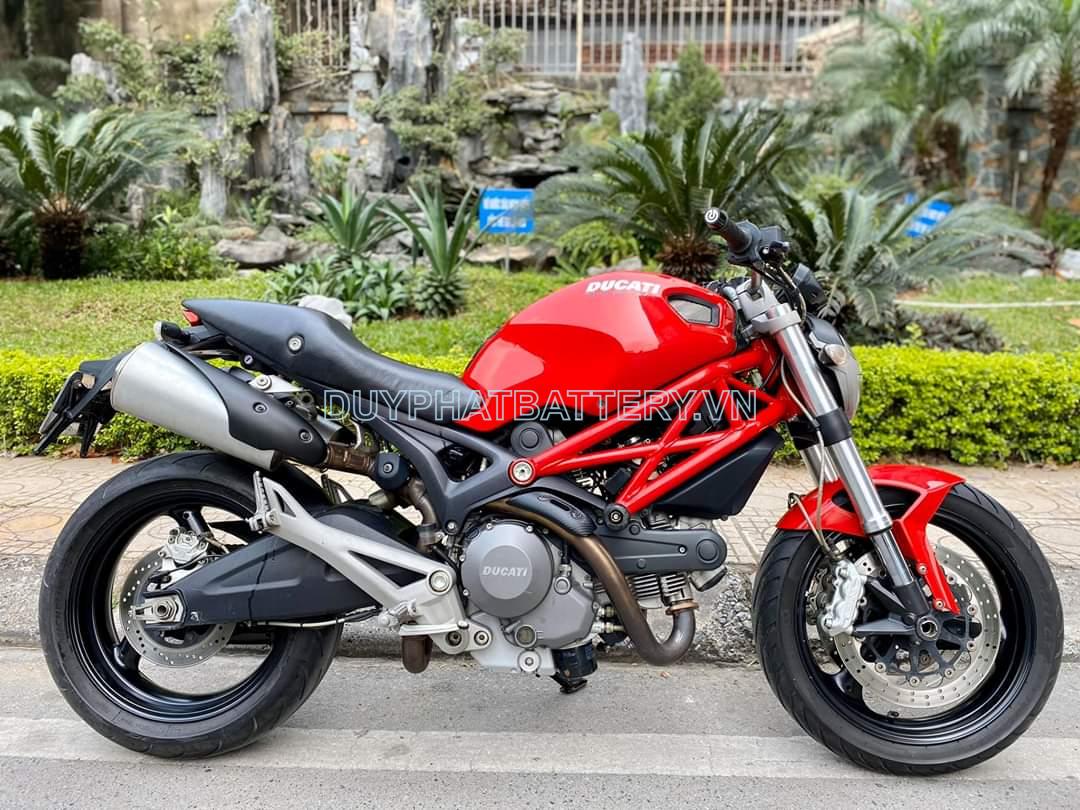 ắc quy xe ducati.jpg