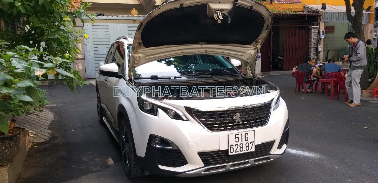 thay bình ắc quy xe peugeot 3008.jpg